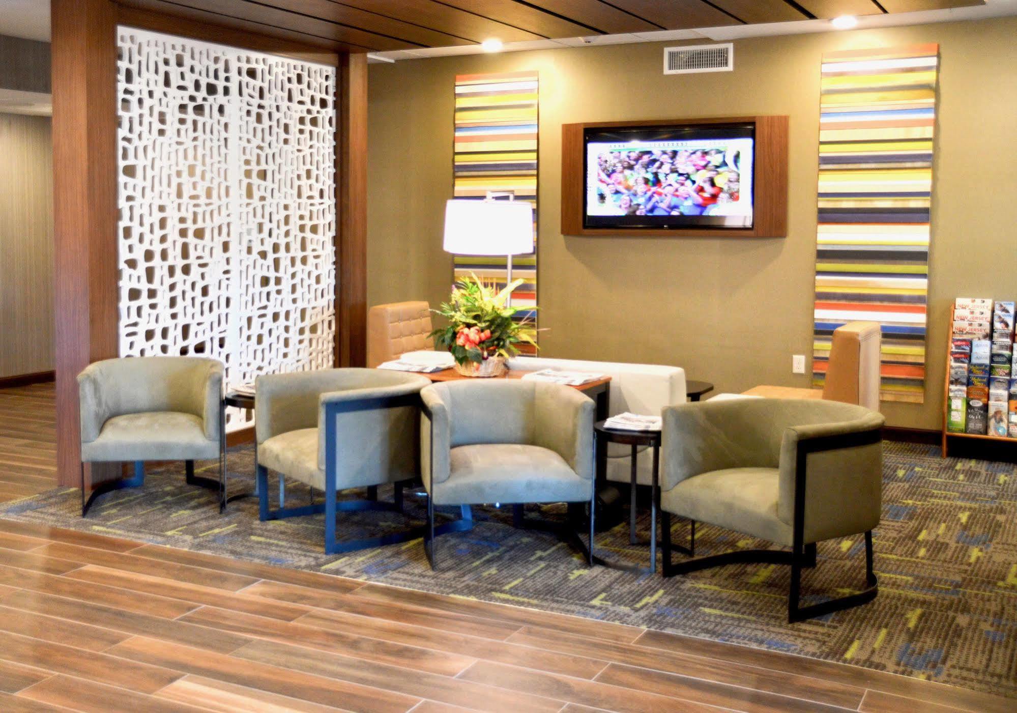Holiday Inn Express Bordentown - Trenton South By Ihg Extérieur photo